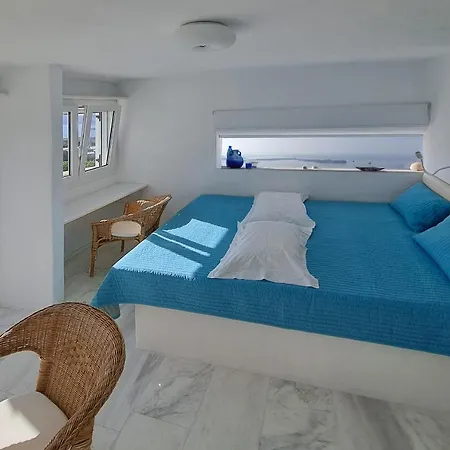 The Villa Parikia (Paros)